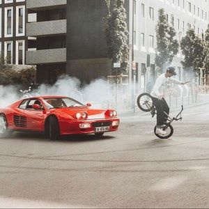 Meet your Posher, Eli